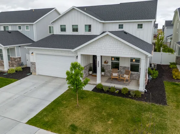 3092 S Edgewater Cv, Syracuse, UT 84075