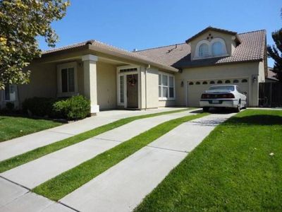 9301 W Lake Dr, Elk Grove, CA, 95758
