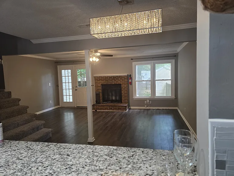 4306 Thomas Ln — Photo 11