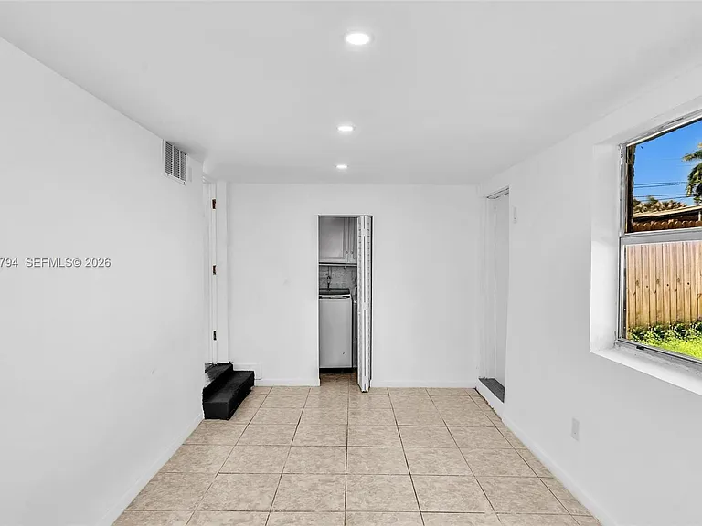 4156 SW 49th Ct — Photo 15