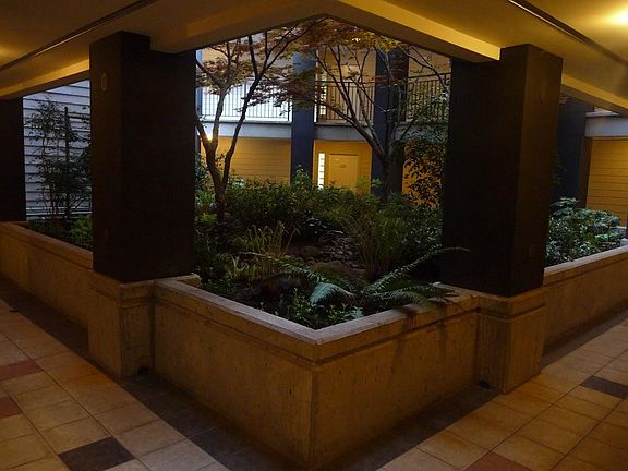 3rd image of 1417 Queen Anne Ave N APT 209