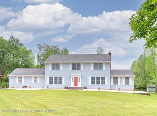 105 Meadow Ct, Millstone Township, NJ 08535