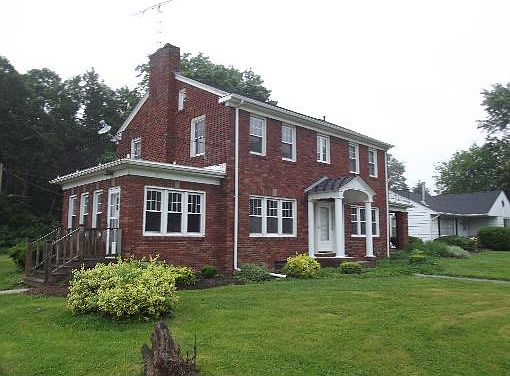 1st image of 309 W Saffell Ave