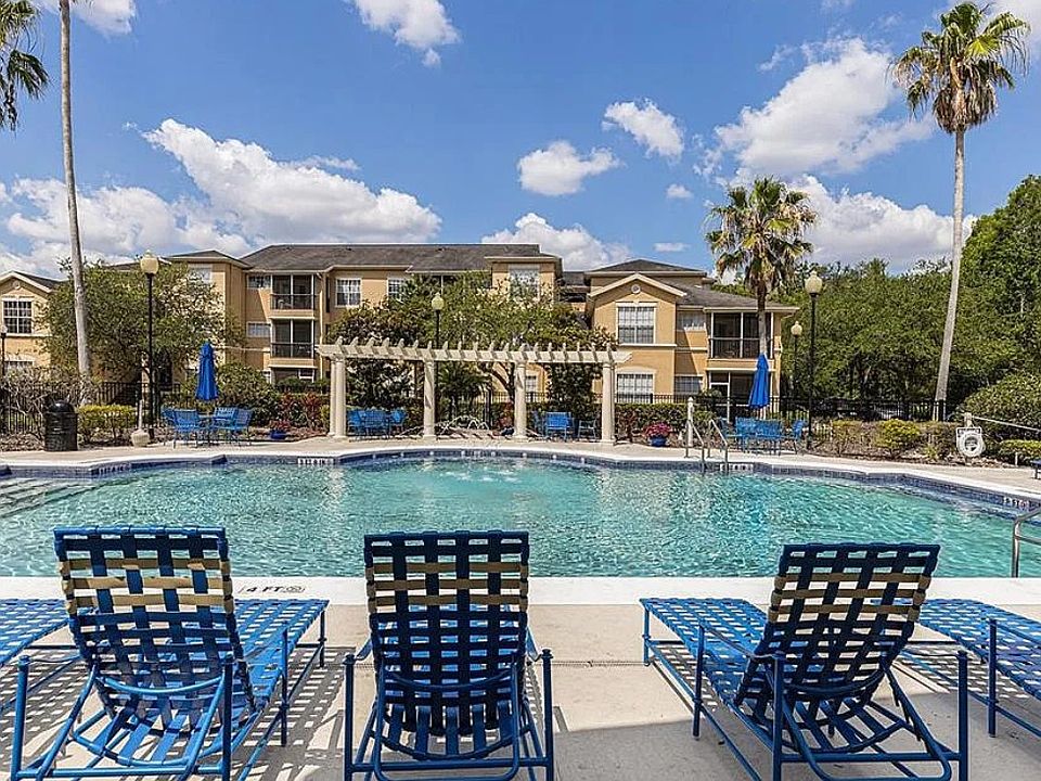 Club house pool