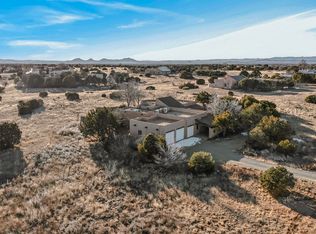33 Moya Loop, Santa Fe, NM 87508