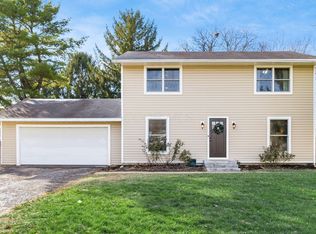 317 Old Meadows Ct, Canal Winchester, OH 43110