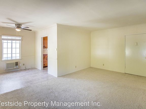 5th image of 244 S Doheny Dr #244B