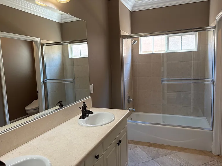 12859 Fenton Ave — Photo 43