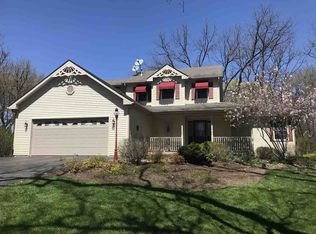 2996 E Ridgewood Ct, Oregon, IL 61061