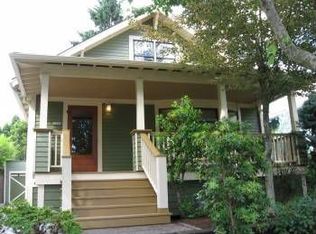 3345 SE Caruthers St, Portland, OR 97214