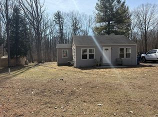 9865 Midland Rd, Freeland, MI 48623