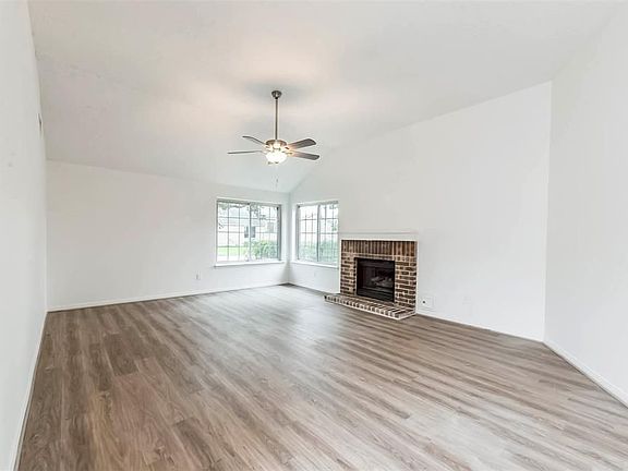 5th image of 3039 Ashford Park Dr