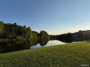 5683 Forest Dr, Hillsboro, MO