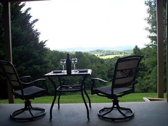 5th image of 891 Edenwood Way