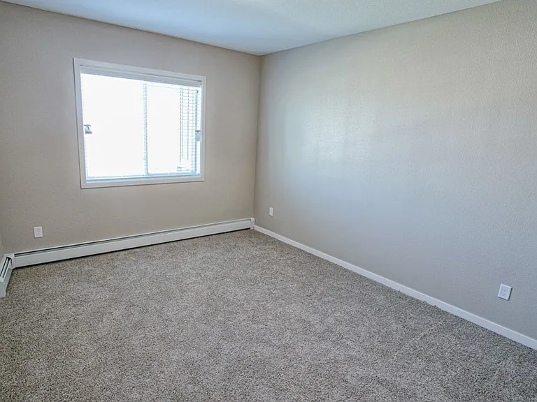 4050 S 34th St — Photo 30
