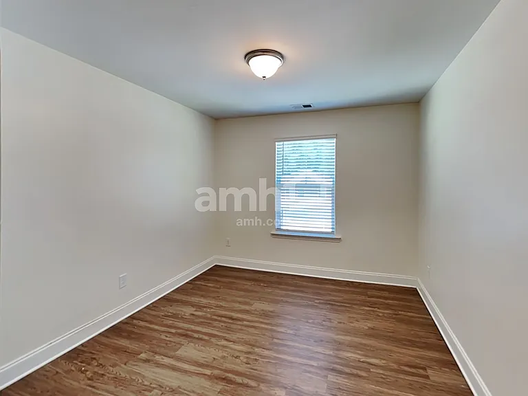 124 Cobblestone Dr — Photo 19