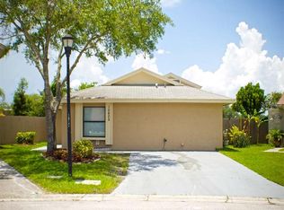 10602 Fairfield Village Dr, Tampa, FL 33624