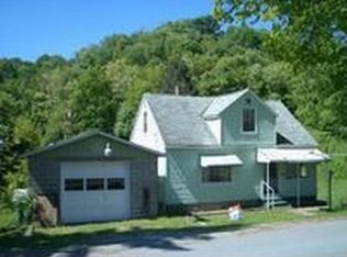 415 Union Dr, Princeton, WV
