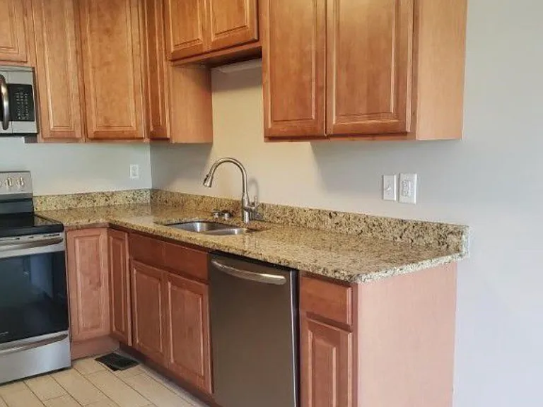 7324 Van Grayson Loop — Photo 3