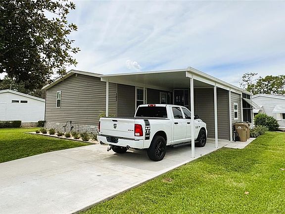 2nd image of 102 DOGWOOD TRAIL