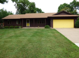 10113 Mississippi Blvd NW, Coon Rapids, MN 55433