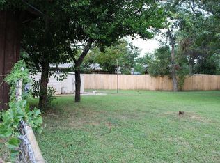 1811 England Ct, Arlington, TX 76013