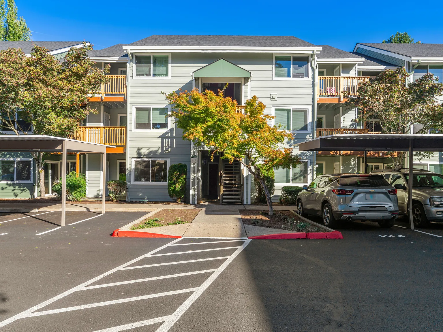 Cascade Woods Apartments — Photo 3