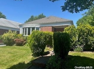19019 50th Ave, Flushing, NY 11365