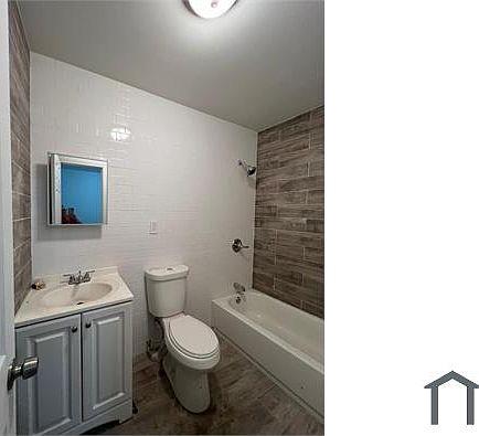 4th image of 763 Home St APT 1
