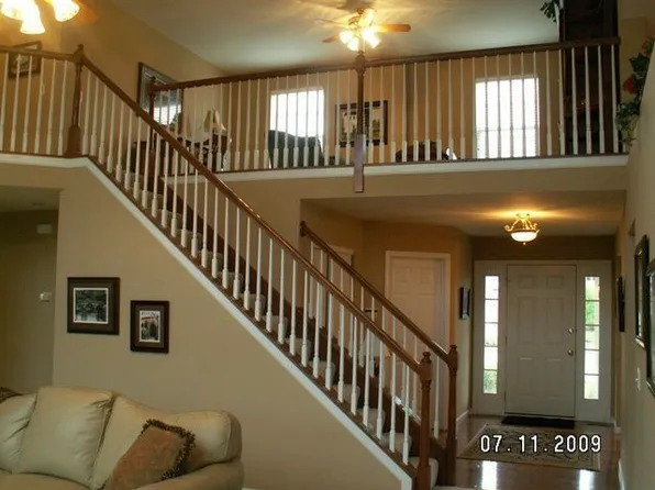 674 Grand View Ridge Ct, Eureka, MO 63025