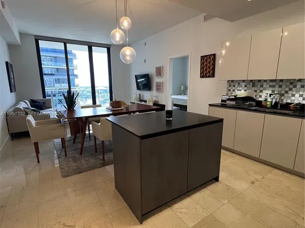 1010 Brickell Ave, Miami, FL