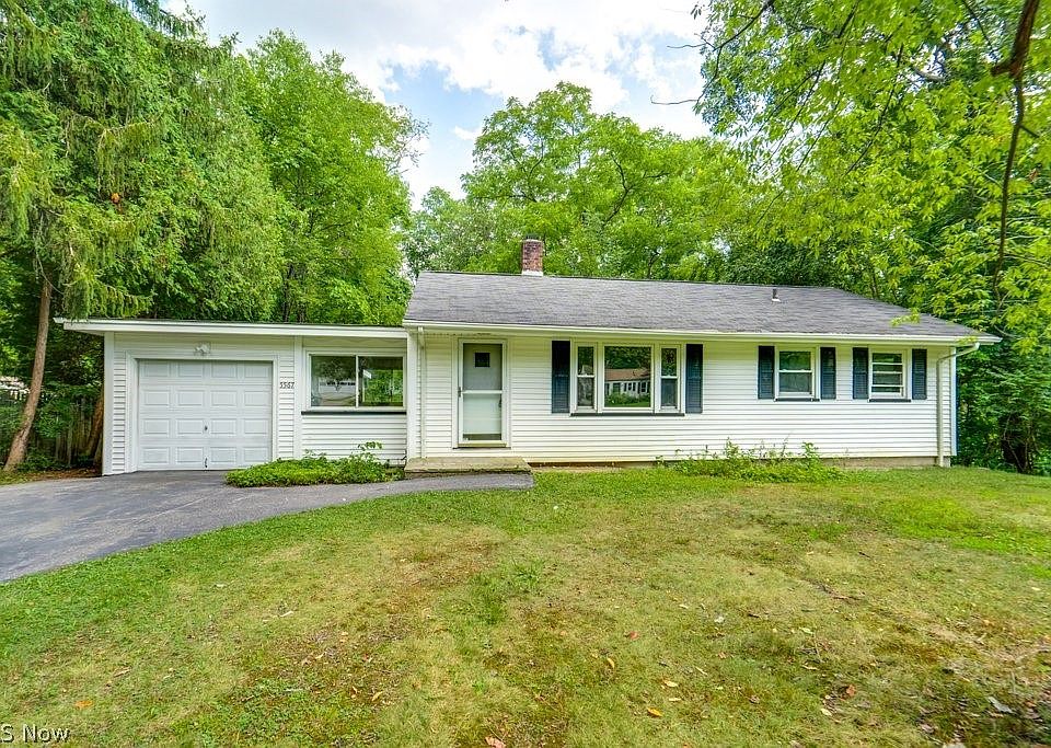 1st image of 5567 Valley Ln