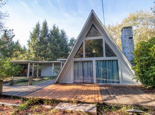 83306 Clear Lake Rd, Florence, OR 97439