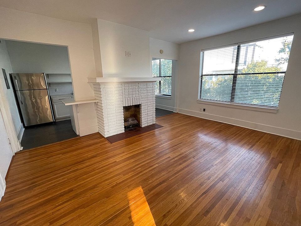 1st image of 401 E Capitol Ave APT 9