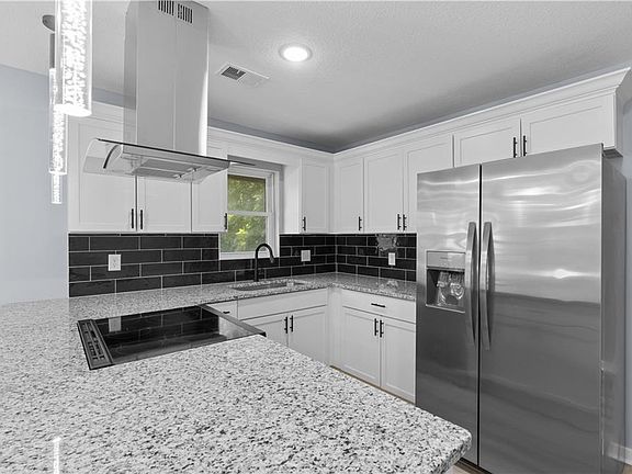 3rd image of 4535 Waverly Ave