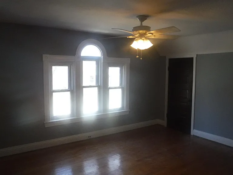 5466 Neosho St — Photo 5