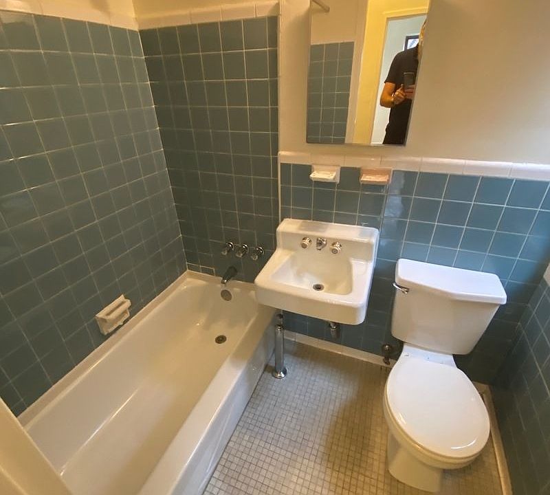 2nd image of 228 E 29th St #5F