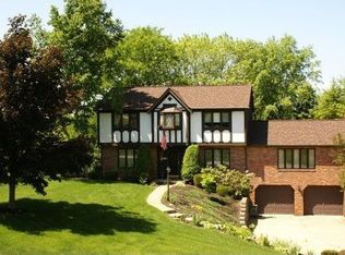 263 King Richard Dr, Mcmurray, PA 15317