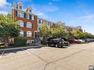 94 Callahan Ct #2203, Newark, NJ 07103