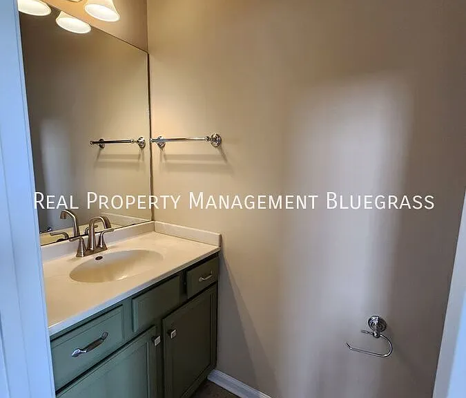 1006 Sugarbush Trl — Photo 6