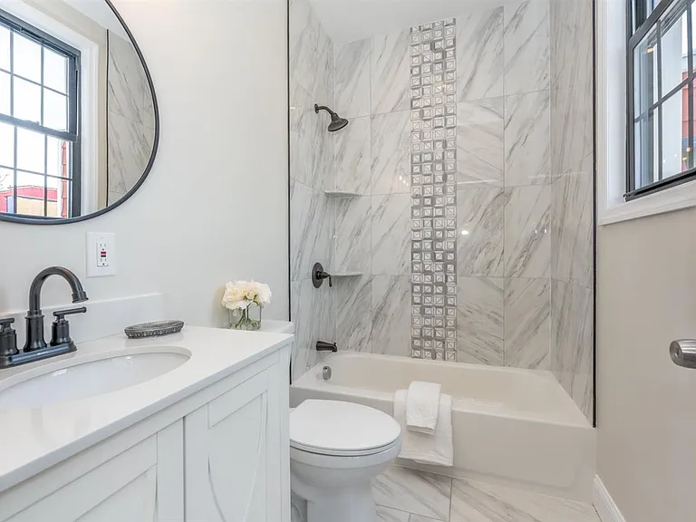 253 Hancock Ave #2 — Photo 46