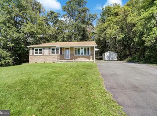 2003 McKnights Gap Rd, Reading, PA 19604