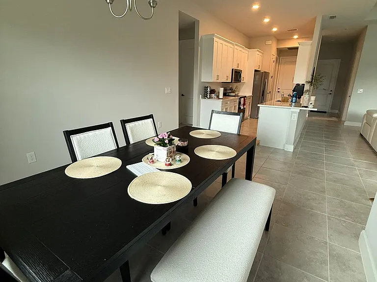6016 Langdon Ave — Photo 2