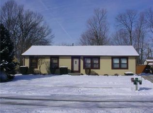2826 Heatherlea Dr, Indianapolis, IN