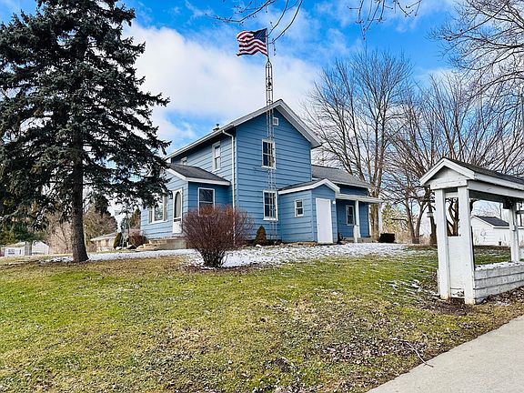 4th image of 8042 Short Rd