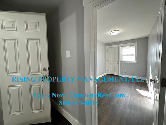5th image of 1536 Bradley Ave