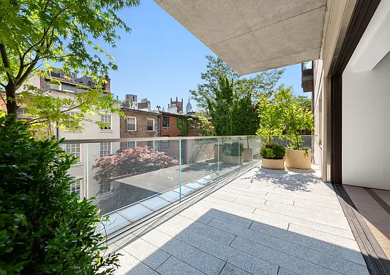 Rented by Douglas Elliman | media 15