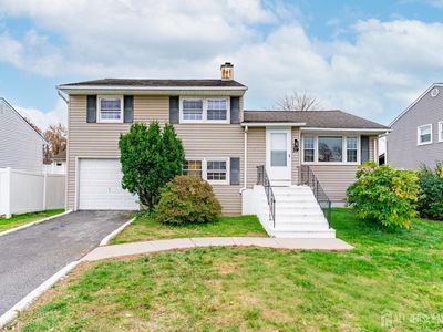 39 Marlboro Ln, Colonia, NJ, 07067