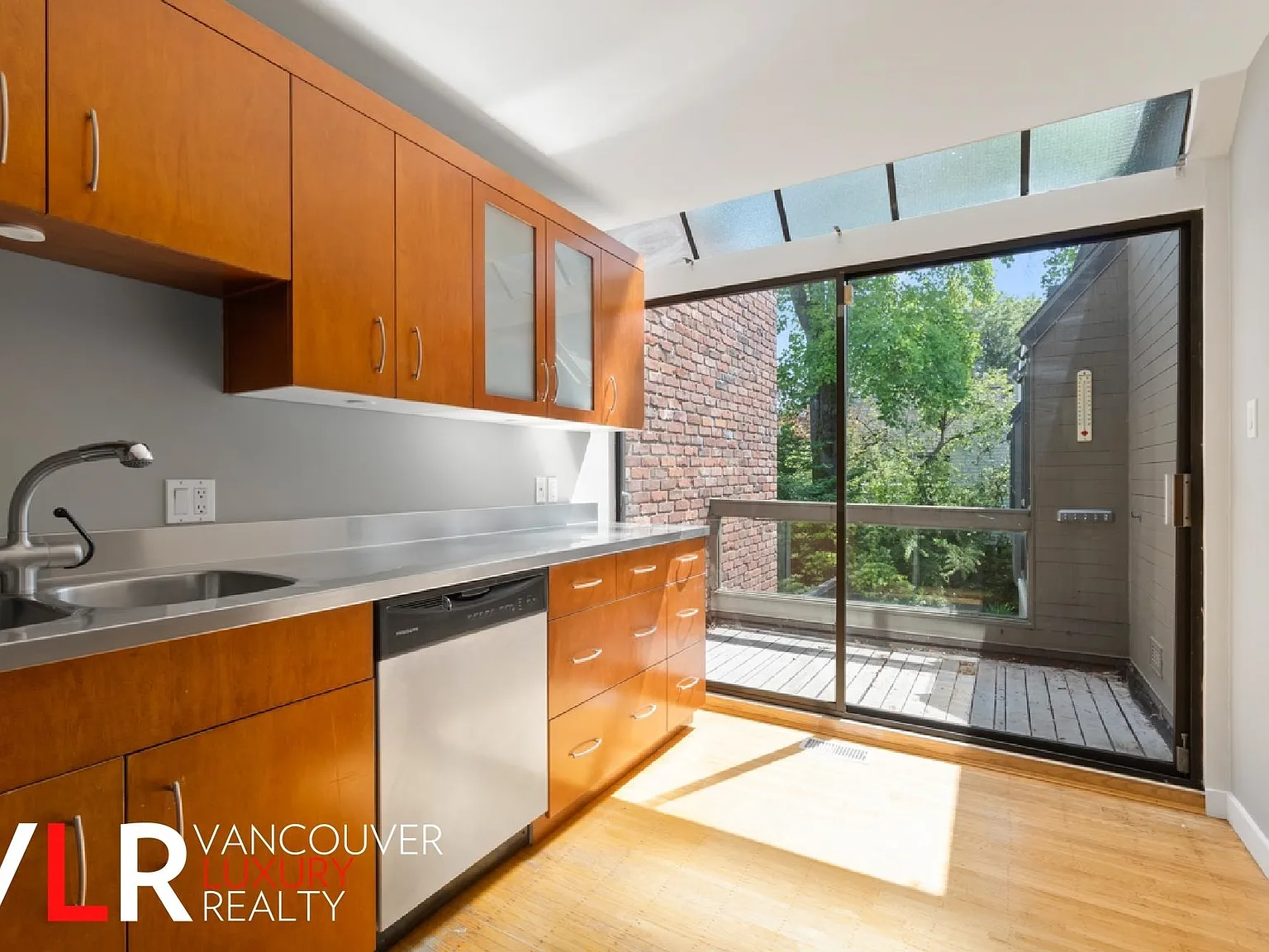 4 bed, 2957 sqft, $6,950 — Photo 4