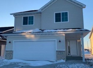 7315 Aquiline Dr S, Fargo, ND